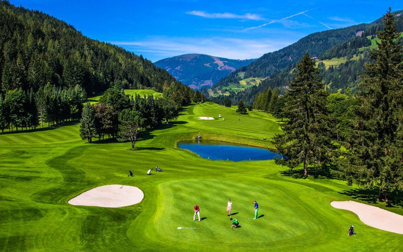 golfplatz-kaiserburg-kaernten.jpg